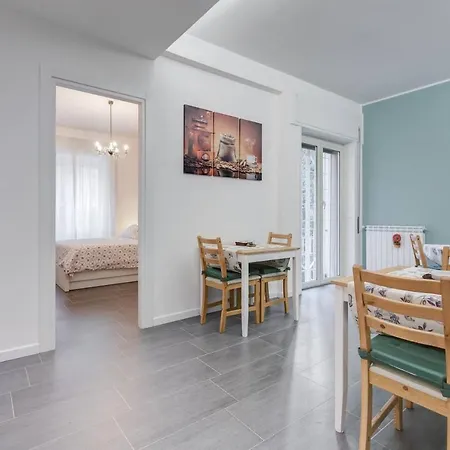Av Domus Vatican St.peter Bed & Breakfast 4*
