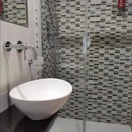 Av Domus Vatican St.peter 4*