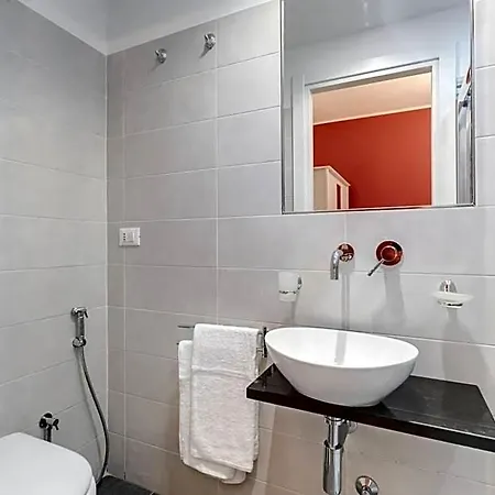 Av Domus Vatican St.peter 4*