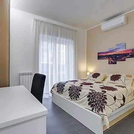 Av Domus Vatican St.peter 4* Rome