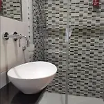 Av Domus Vatican St.peter 4*