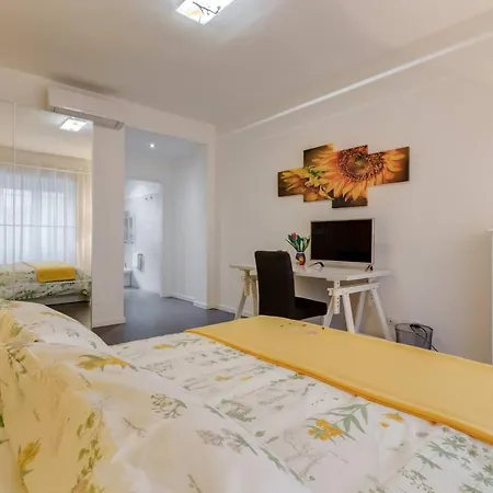 Av Domus Vatican St.peter Bed & Breakfast 4*